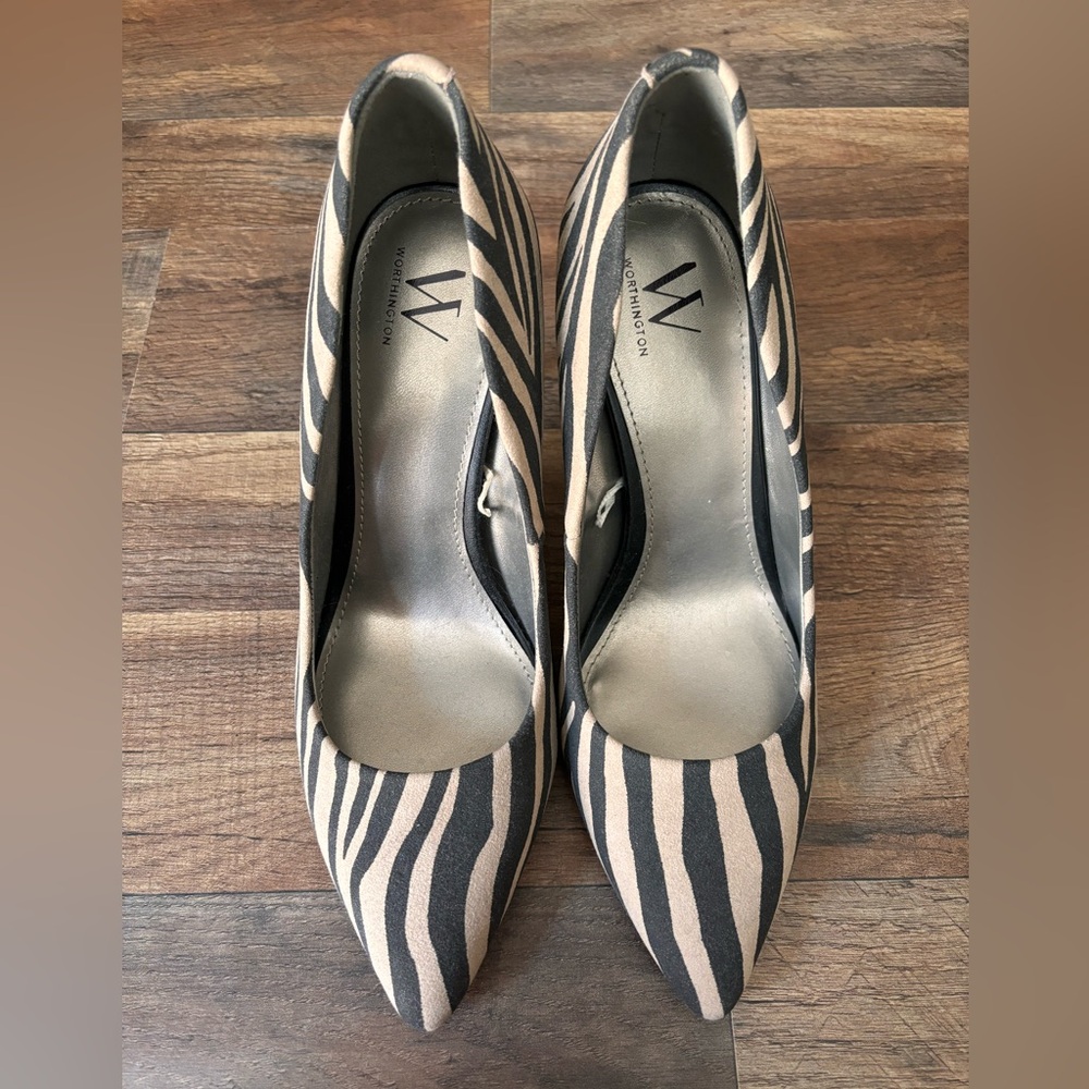 Worthington Black and Tan Zebra Print Pointed Toe Heels - Picture 2 of 4